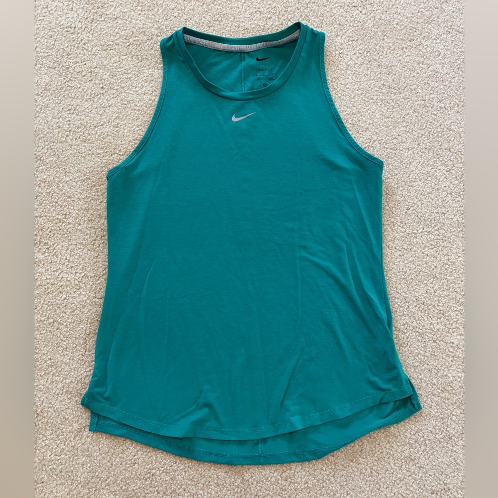 Nike Women's Green/Teal Tank Top Size Small